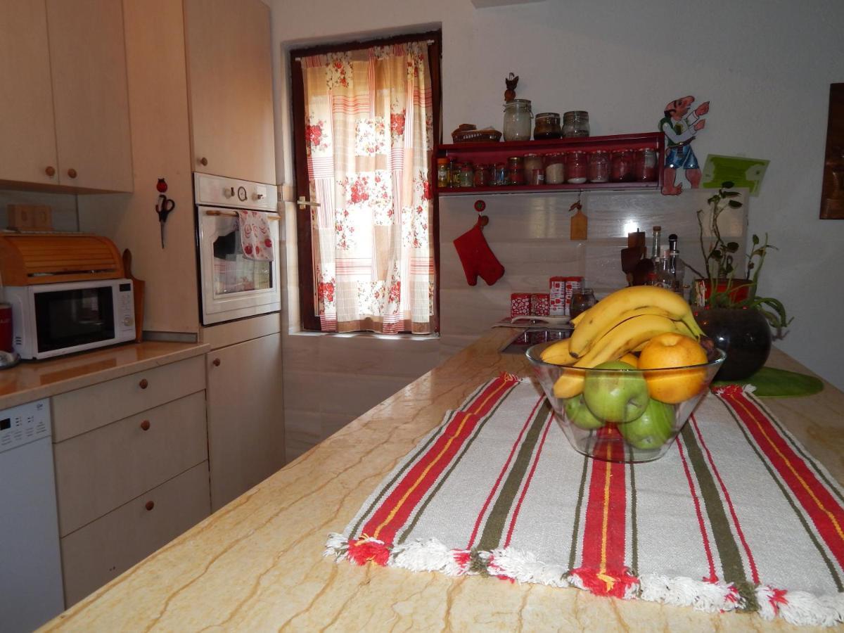 Impeccable Apartment With View In Dolna Matka Üsküp Dış mekan fotoğraf